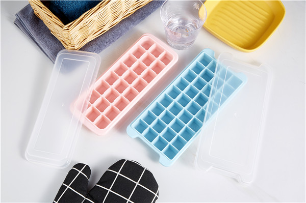 Tracaichean ciùb deighe silicone